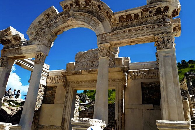 1 Day Ancient City Ephesus and House Virgin Mary Trip from Bodrum - Selcuk lunch and the ceramics stop: included food, optional shopping