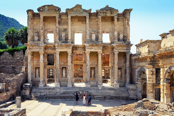 10 Days Turkey Tour to Istanbul, Cappadocia, Antalya, Ephesus - The Europe-to-Asia quick step at day 3