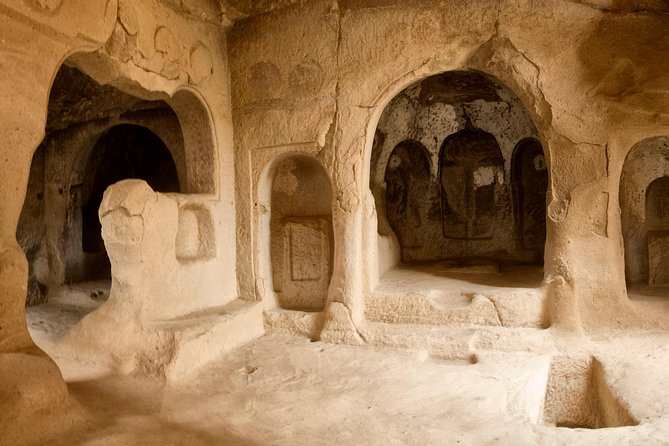 2 Days Cappadocia Express Package Tour From Istanbul - Day 1 logistics and comfort: private time, clean transport, and on-time flow