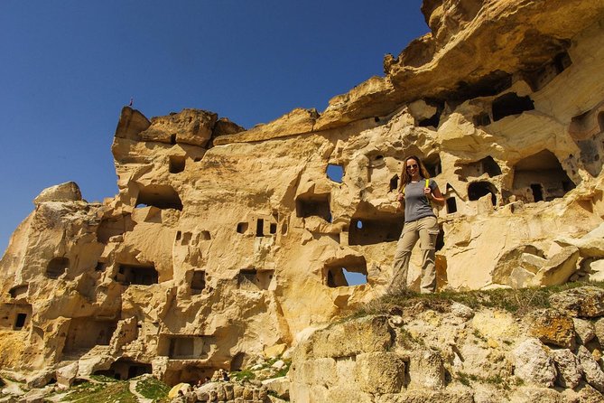 2 Days - Cappadocia Tour from Istanbul with optional Hot Air Balloon Flight - Getting from Istanbul to Cappadocia fast (and the early-morning reality)