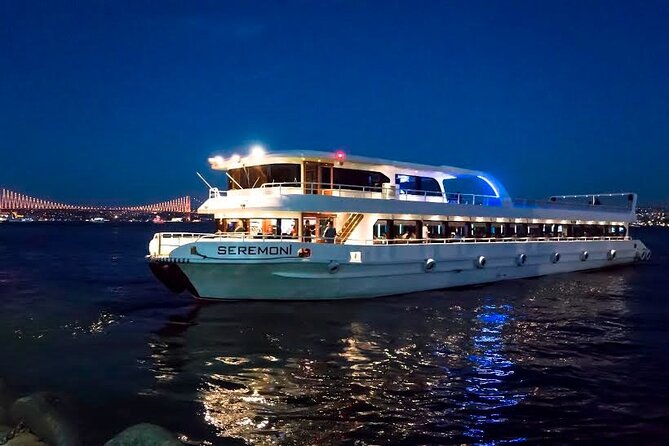 3 Hour Ottoman Dinner Cruise in Istanbul - Dolmabahce Palace at Night: Big, Dramatic, and Easy to See