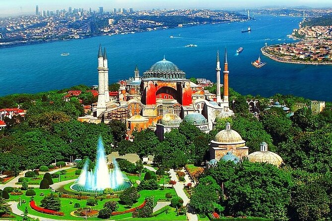 6-Day Private Guided Tour to Istanbul and Cappadocia - Blue Mosque, Hippodrome, and Hagia Sophia: What to Notice