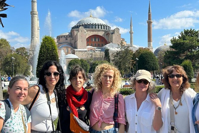 6 Days Istanbul Cappadocia Tour in Spanish with 2 internal flights - Día 4 en el norte de Capadocia: valles icónicos y Zelve como parada favorita