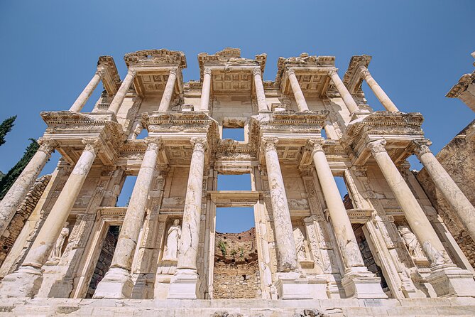 7-Days Tour in Turkey - Day 2: Hippodrome, Blue Mosque, Hagia Sophia, Topkapı, and the Grand Bazaar Route