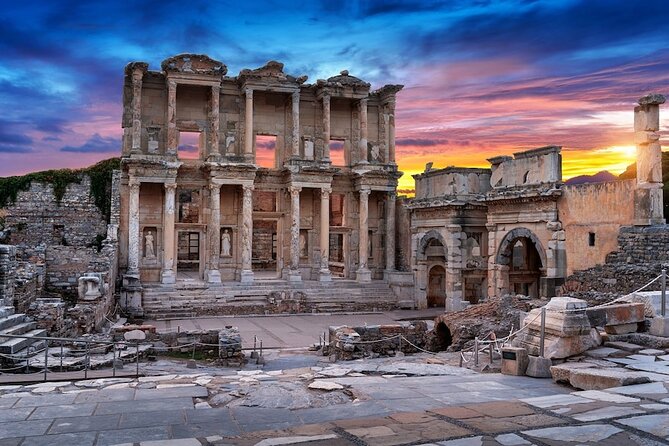 8-Day Private Guided Turkey Tour with Accommodation - Cappadocia transfer and Red Tour day: Goreme, Uchisar, Pasabag fairy chimneys, and Love Valley