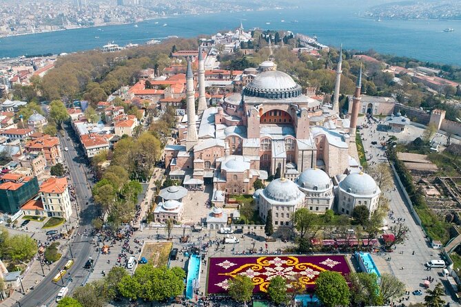 8- Day Private Tour : Istanbul, Cappadocia, Ephesus, Pamukkale - Ephesus, Virgin Mary’s House, and Sirince Village in one guided day