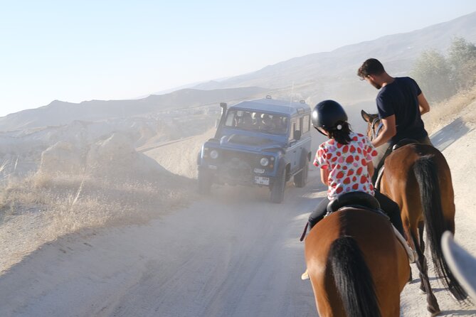 Adventure in Cappadocia Horse Riding Sunset ,Daytime - Sunset ride timing vs early 10:00 rides, and what changes on the ground