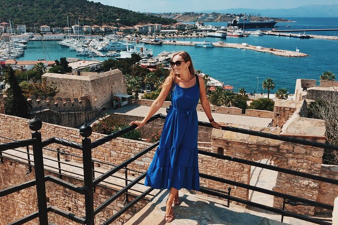 Alaçatı & Çeşme Chill Tour: Vibes, Streets & Snapshots - Stop 2: Çeşme Castle for Views and an Ottoman-Era Story