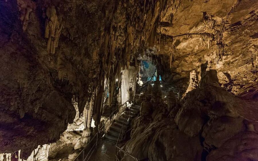 Alanya:4x4 Jeep Safari and Cave Tour With Lunch At Dim River - Key highlights at a glance