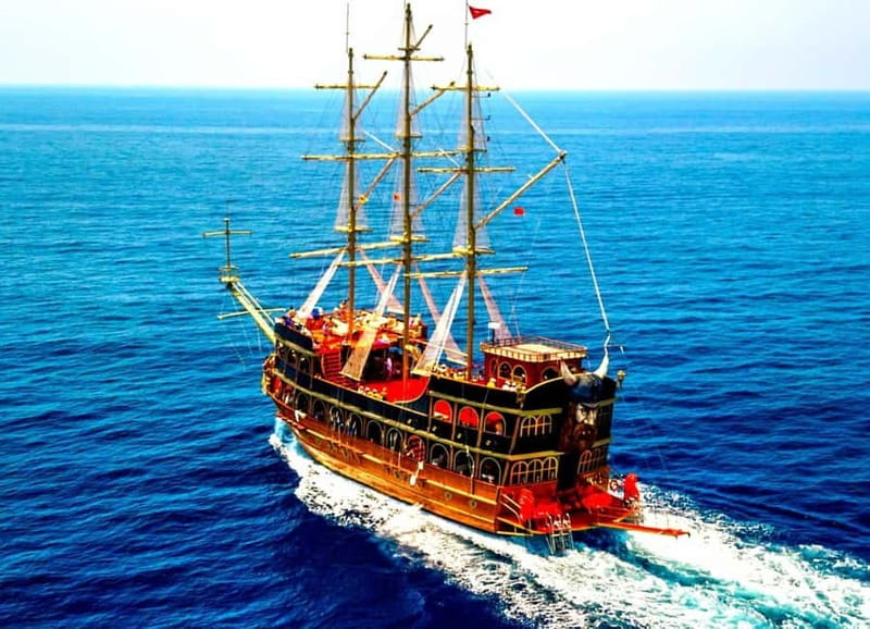 Alanya: Biggest Pirate Boat Tour with Soft Drinks and Lunch - Getting on board: meeting point, pickup, and timing reality