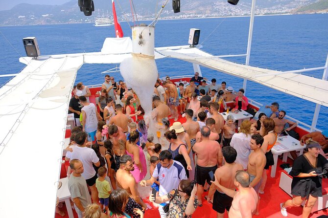 Alanya Boat Trip w/Unlimited Drinks & Lunch (Free Hotel Transfer) - Drinks on Board: What Unlimited Really Means
