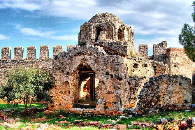 Alanya Cable Car, Red Tower, Castle Walk & Shipyard Tour - Guidance, insurance, and the reality of a group capped at 100