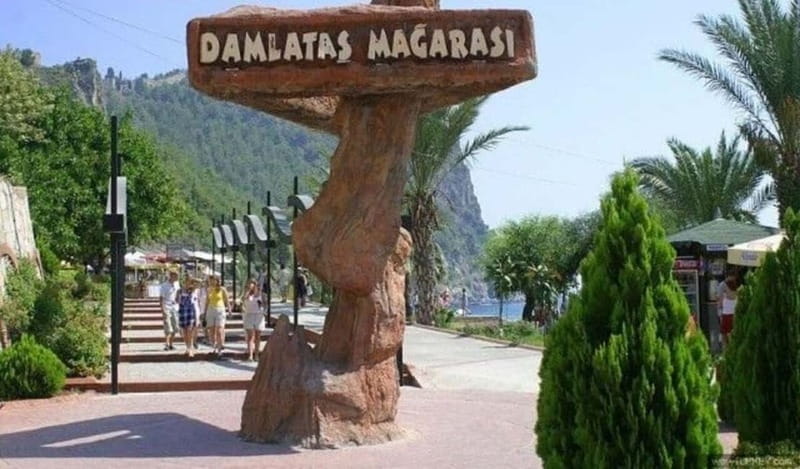 Alanya: Castle Tour with Damlatas Cave & Cable Car Options - Stop 2, Damlataş Cave: a guided history moment underground