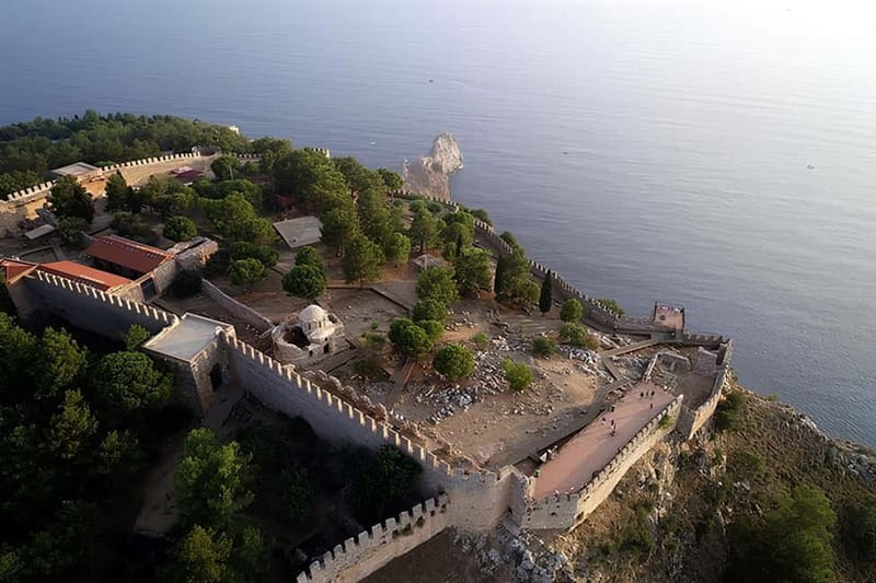 Alanya: Castle Tour with Damlatas Cave & Cable Car Options - Price value: what $19 really buys you