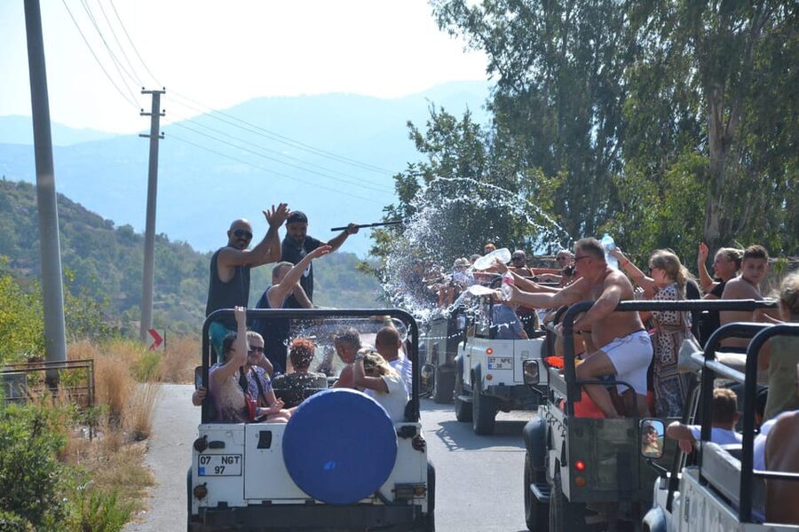 Alanya: Dim River, Dim Cave, and Kestel Jeep Tour with Lunch - Dim Cave: how to decide and what to expect
