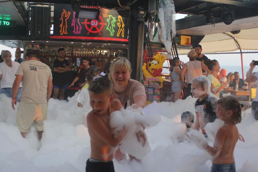 Alanya: Evening Jeep Tour with Sunset Boat Trip and Dinner - Dim River Dinner With Gazebos by the Stream