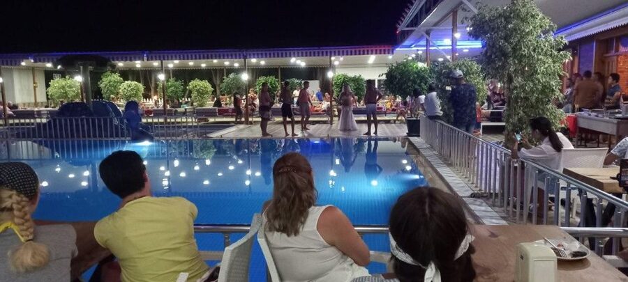 Alanya: Evening Jeep Tour with Sunset Boat Trip and Dinner - Getting Set Up: Pickup Timing and What It Means for Your Night