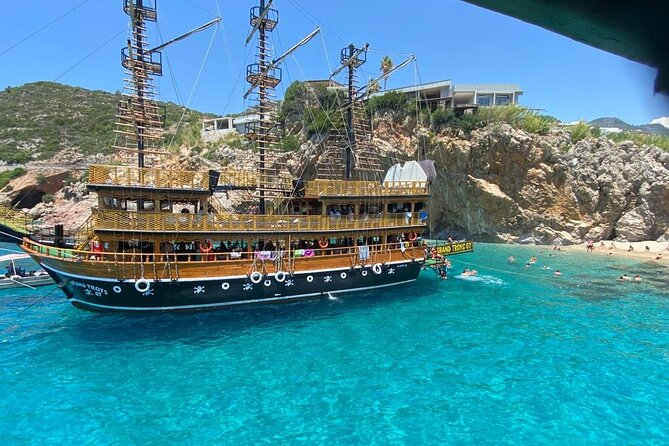 Alanya Grand Pirate Boat Tour with Lunch, Soft Drinks & Transfer - Alanya Kalesi Stop: Swim Breaks Near Castle Views and Cliffs