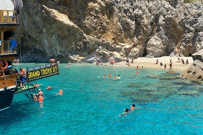 Alanya Grand Pirate Boat Tour with Lunch, Soft Drinks & Transfer - Alanya Harbor Return: The Comfortable Finish