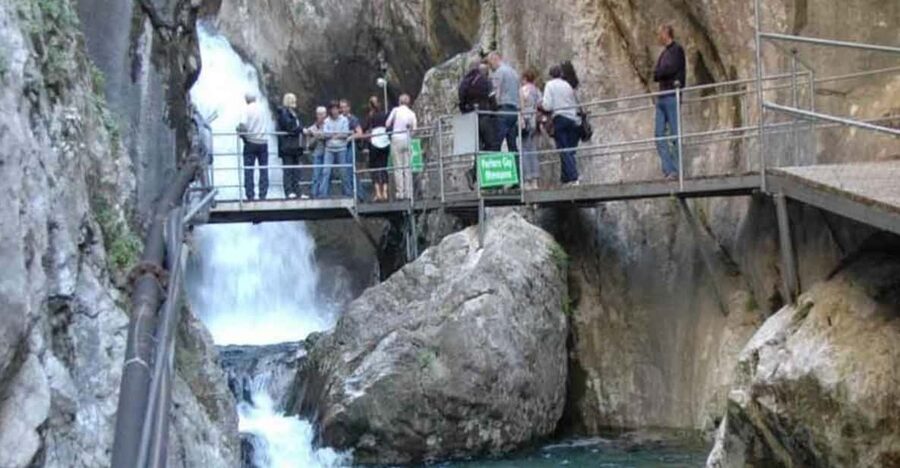 Alanya: Jeep Safari and Sapadere Canyon Tour with Lunch - Break Time and the Canyon Approach: How the 30-minute pause helps