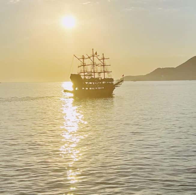 Alanya Optional Alcoholic Sunset Boat Cruise and Foam Party - Sailing Past Alanya Castle and the Caves: The Scenic Middle That Still Moves