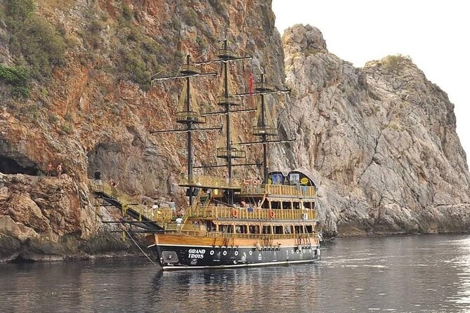 Alanya Pirate Boat Trip With Unlimited Drinks & Lunch - The foam party and music: the best reason to book