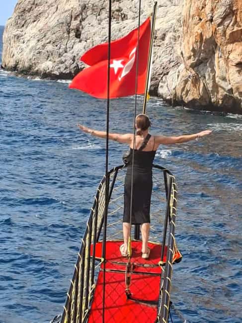 Alanya: Pirate Boat with Lunch and Unlimited Drinks - Timings, Weather Changes, and Transfer Reality in Alanya