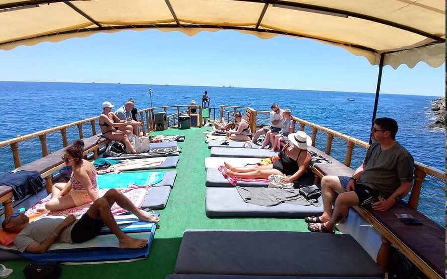 Alanya Relaxing Family Boat Tour Without Foam And Loud Music - Who this boat tour suits best