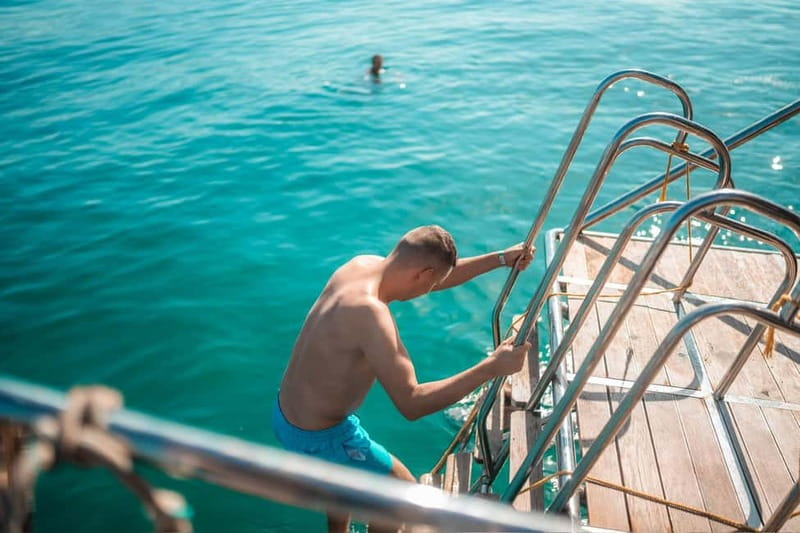 Alanya: Small-Group Boat Tour with Lunch and Soft Drinks - Cleopatra Beach Swim Break: The Famous Stop