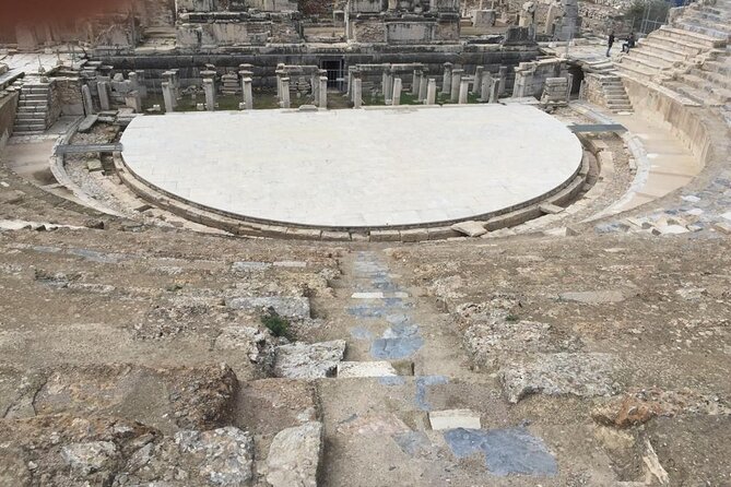 ALL INCLUSIVE Private Ephesus, The House of Mary, Sirince Village - Temple of Artemis: a 20-minute stop with big ancient-world context