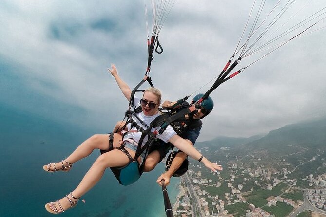 Antalya Alanya Paragliding Takeoff From 700 Meters - Who should book this tandem flight from Alanya