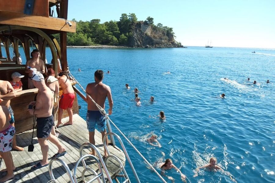 Antalya: Beach & Waterfalls Boat Trip w/ Lunch & Soft Drinks - How long it really takes and what to pack your day around