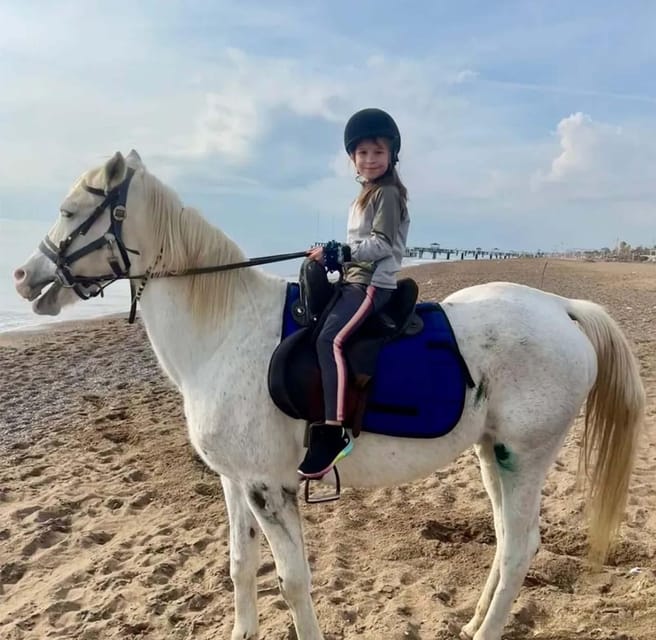 Antalya : Belek , Kundu , Horse Riding - Safety rules, helmets, phones, and the insurance fine print