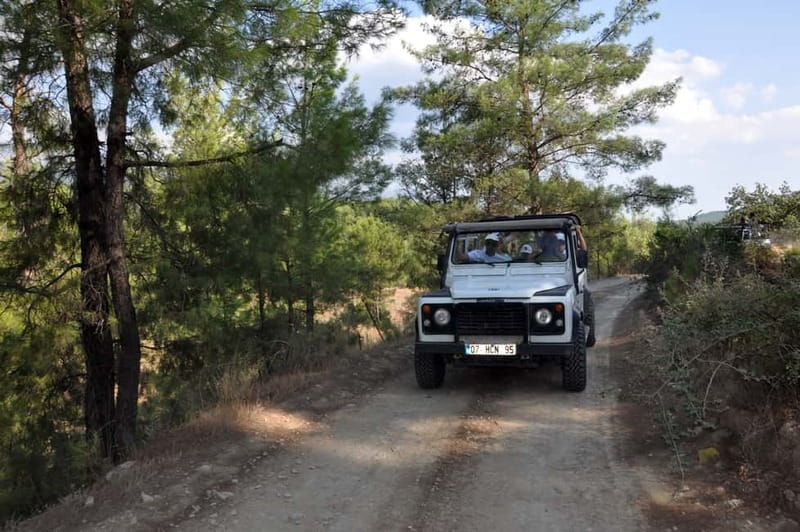 Antalya: Jeep Safari Adventure w/Lunch at Local Restaurant - Guides and organization: where the day feels smooth