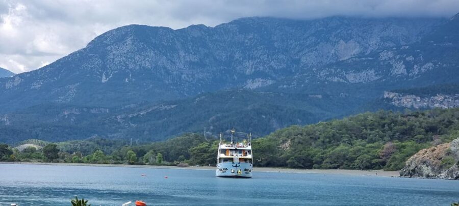Antalya & Kemer: Pirate Boat Tour With Foam Party & Swimming - Alaca Water for Swimming and Snorkeling