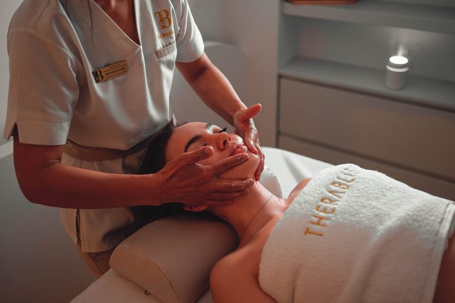 Antalya: Spa and Skin Care Experience with Massage and Drink - Facial Cleansing Option, Aqua Peeling and Dark Spot Focus