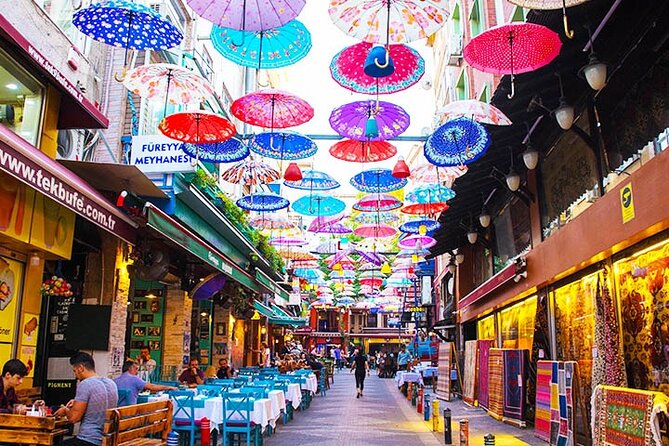Asian Side of Istanbul: Uskudar and Kadikoy Full Day Walking Tour - Walking pace and practical comfort tips