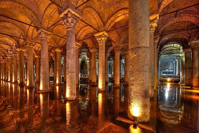 Basilica Cistern (Private Guide & No waiting) Ticket not included - Meeting point and getting there without stress