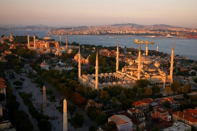 Best Istanbul tour with private guide by skipping ticket line - Blue Mosque (Sultanahmet Camii): iconic tiles and another Friday deadline