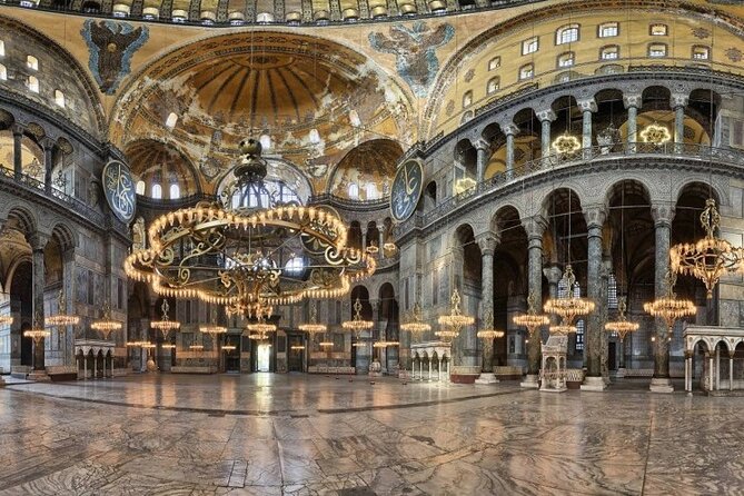 Best Istanbul tour with private guide by skipping ticket line - Topkapi Palace: the ticket you must plan for, plus dress code and a Tuesday closure