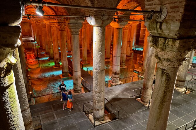 Best of Istanbul: Basilica Cistern - Blue Mosque - Grand Bazaar - Sultanahmet Square and the Hagia Sophia photo moments