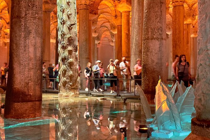 Best of Istanbul: Basilica Cistern - Blue Mosque - Grand Bazaar - Grand Bazaar: 61 covered streets, 4,000 shops, and a carpet weaving workshop