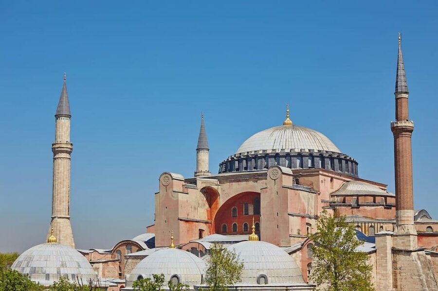 Best of Istanbul: Private Guided Istanbul Tour - Hagia Sophia: from church to mosque to museum, all in one building