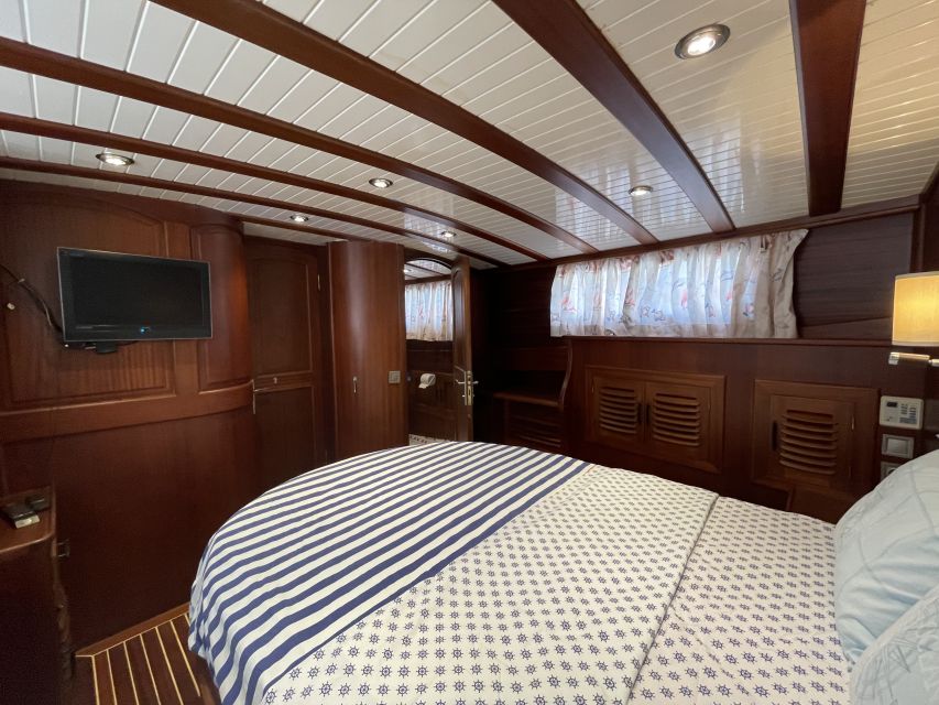 Bodrum: All-day Private Boat Cruise with Lunch - Onboard comfort details I’d actually care about
