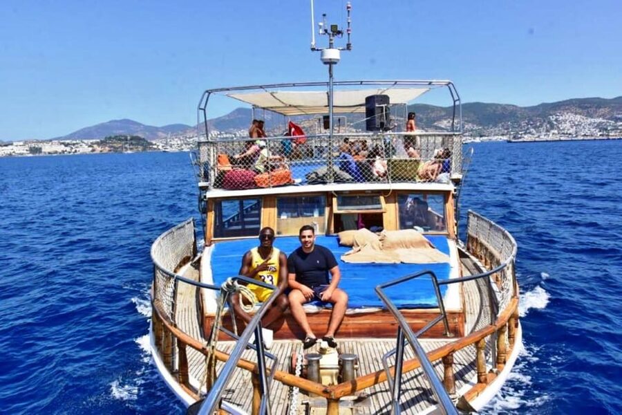Bodrum Boat Tour with Lunch: Beaches and Islands - Timings and meeting point, so you do not start the day frazzled