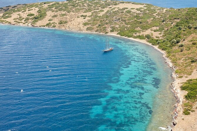 Bodrum Boat Trip With Lunch 11:00 to 17:00 - The Swimming Stops: Black Island, Meteor Hole, Poyraz, Rabbit Bay