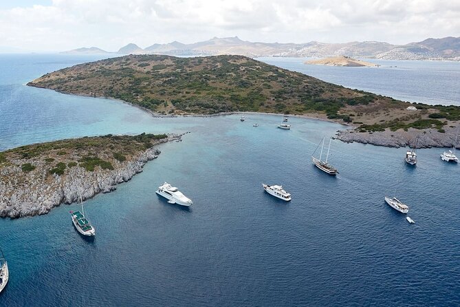 Bodrum Boat Trip With Lunch 11:00 to 17:00 - Snorkeling Without Stress, Plus Extra Gear for Casual Swimmers