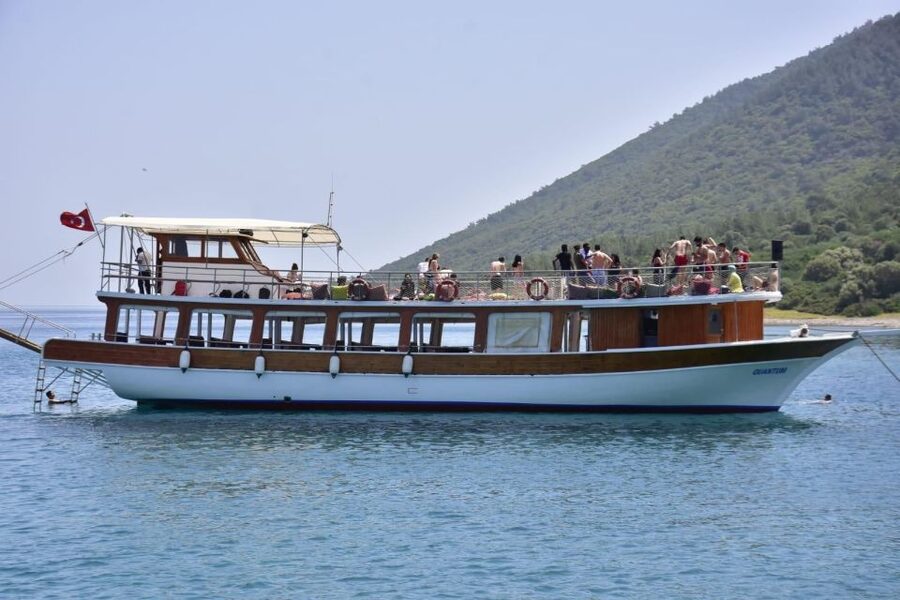 Bodrum: Orak Island Boat Tour with Swim Stops and Lunch - Key Things That Make This Boat Day Worth It