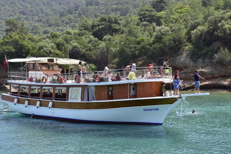 Bodrum: Orak Island Boat Tour with Swim Stops and Lunch - Orak Island: Two Hours on White Sand and Clear Water