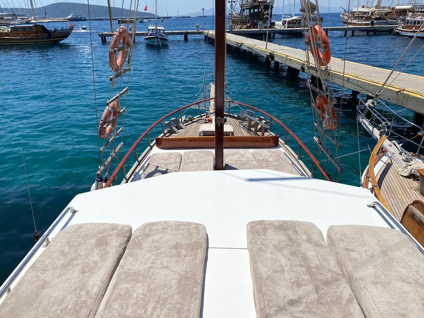 Bodrum: Peninsula Private Boat Tour with Lunch - Who should book this private boat day